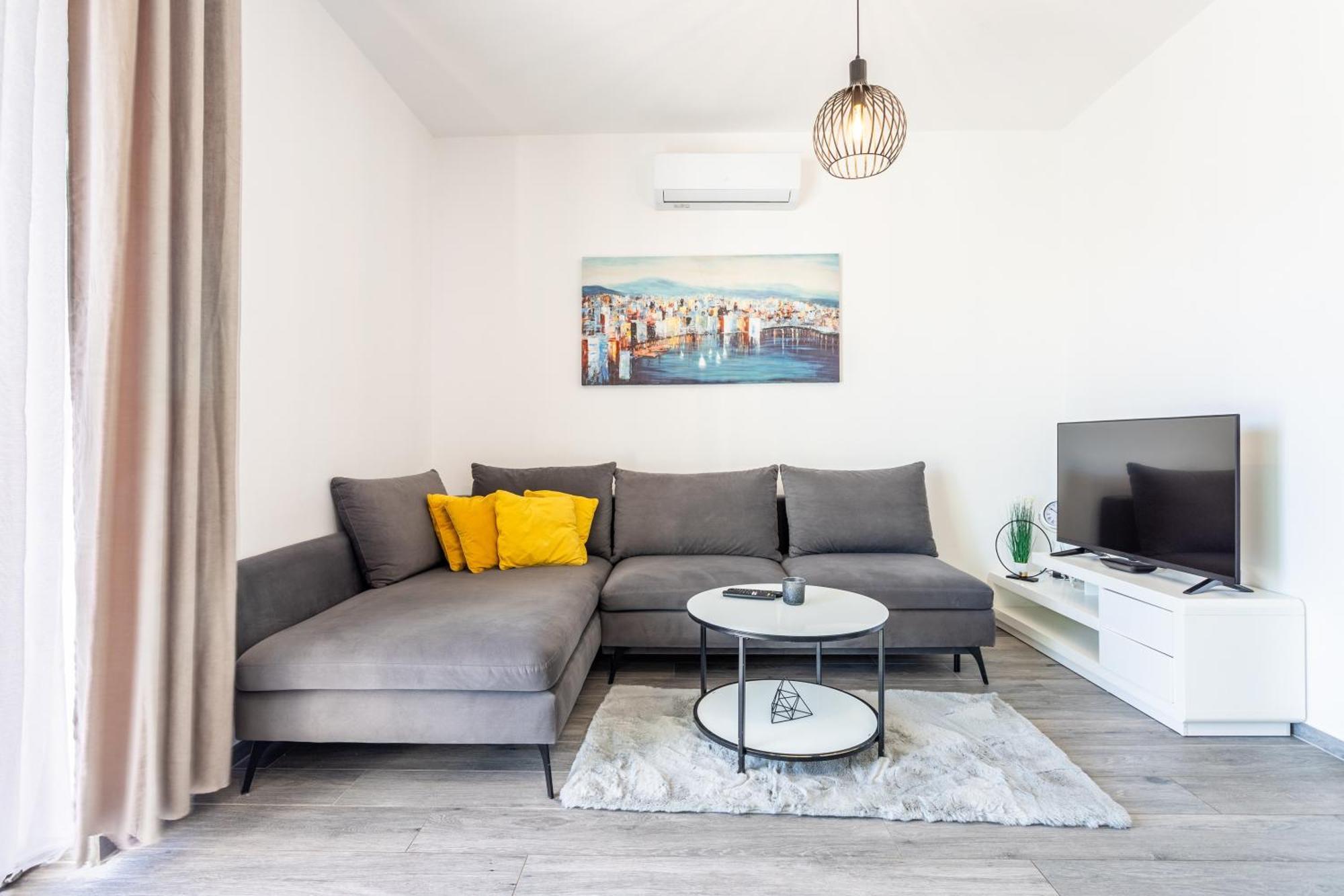 New Luxury 3-Bedroom Penthouse With Huge Terrace Split Zewnętrze zdjęcie